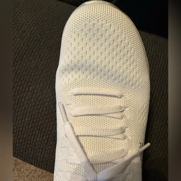 Skechers Summits Slip-Ins Sneakers in White - Picture 6 of 10